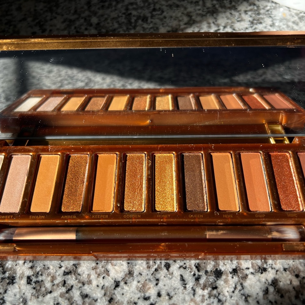 Urban Decay Honey Palette